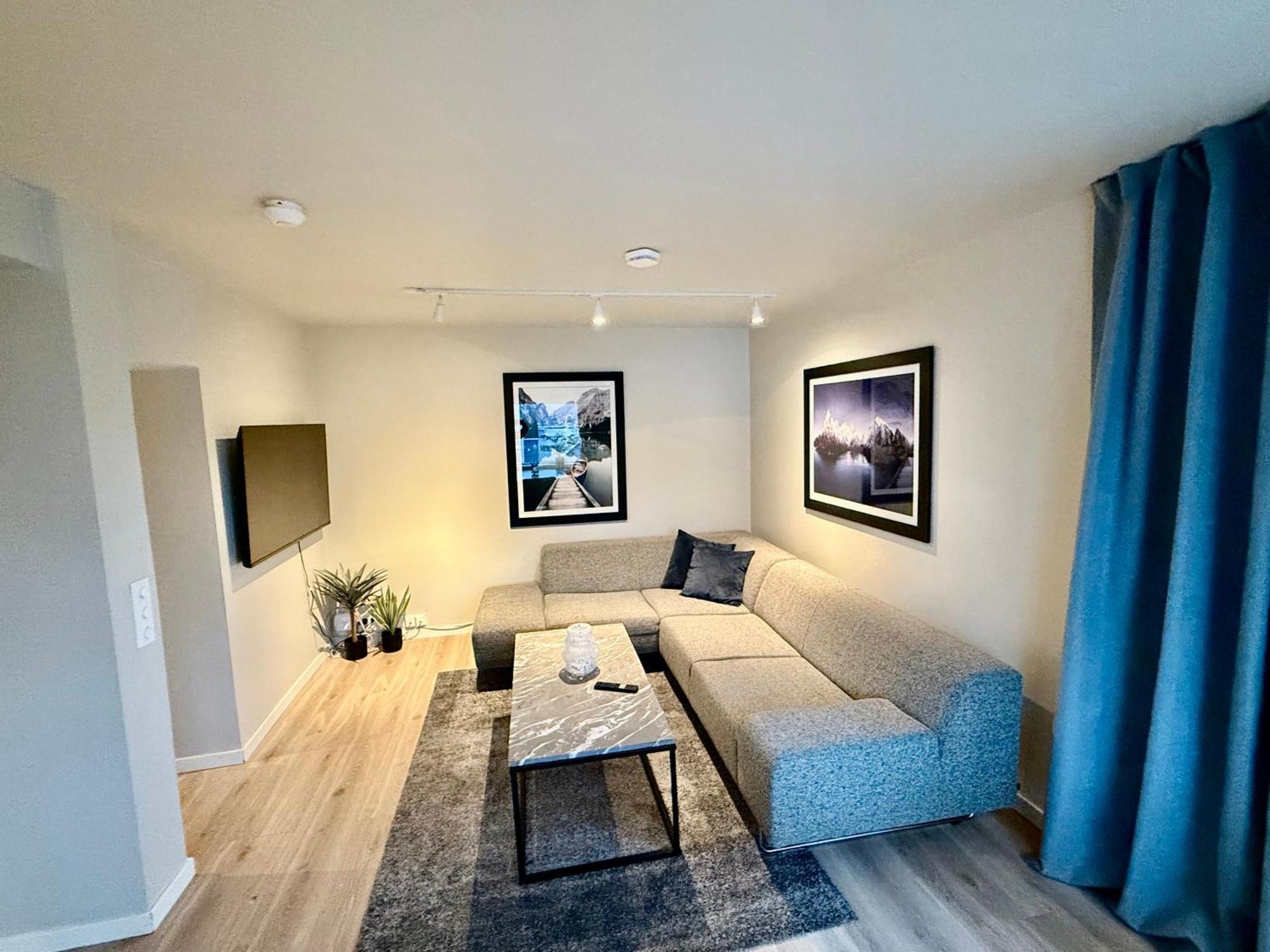 Lyngen - Tag Apartments ทรอมโซ ภายนอก รูปภาพ